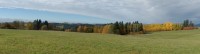 Panoramatický pohled na podzimní přírodu