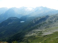 Skupina vrcholů okolo Ankogelu, jezero dole se jmenuje Reedsee