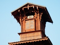 Choltice – zvonice v alpském stylu