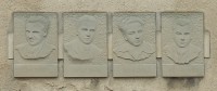 Kamenné desky s portréty obětí