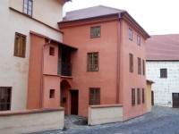 Dům u přední synagogy
