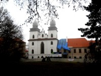 Basilika od zámku