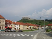 Mariánské náměstí s morovým sloupem a Spišským hradem