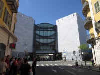 Nové divadlo, muzeu, galerie