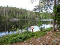 Tábořiště u jezero Kitulanlampi