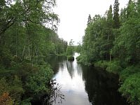 Řeka Oulankajoki na rozcestí Taivalköngäs