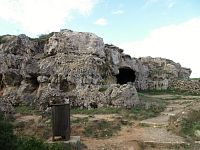 Nekropole Cala Morell - pohřební město na Menorce