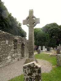 Zříceniny bývalého kláštera Monasterboice Abbey