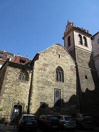 Kostel sv. Martin ve zdi