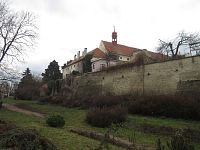 Bývalý hradní příkop