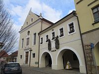 Kostel Čtrnácti svatých pomocníků s klášterem (dnes muzeum)