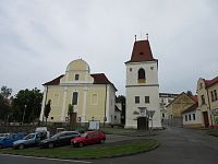 Kostel sv. Martina se zvonicí