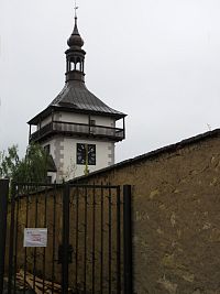 Roudnice nad Labem - kamenná věž Hláska