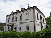 Areál zámku Šťáhlavy