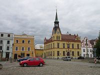 Vidnava - Mírové náměstí - radnice