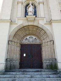 Mikulovice - kostel sv. Mikuláše