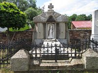Bohušov - na hřbitově