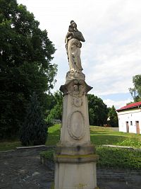 Bohušov - socha Panny Marie