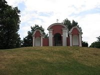 Čtrnácté zastavení - barokní trojdílná kaple