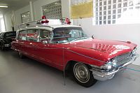 Cadillac Suprior Royale Rescuer 1962 upravený jako ambulance