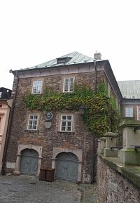 Brandlova ulice - kamenný dům - dnes muzeum