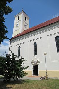 Rusovce - kostel svaté Marie Magdalény
