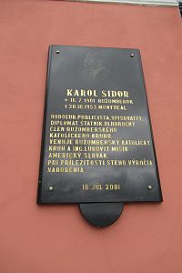 Pamětní deska věnovaná Karlu Sidorovi