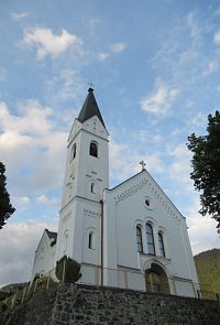 Valaská Dubová - kostel sv. Michala Archanděla