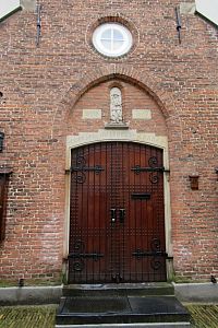Původní dveře kaple, nyní vchod do Engelsekerk