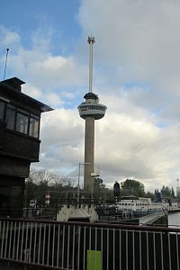 Nizozemsko - Rotterdam - město architektury - historie města - věž Euromast, krychlové domy, starý přístav a památník T. G. Masaryka; odjezd domů