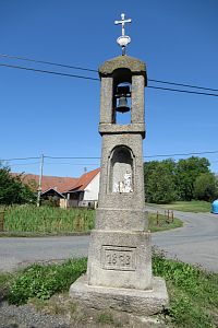 Přes střední Čechy na Vysočinu - 5. den - okruh skoro 7 km: Hrazany-oppidum Hrazany-hradiště Červenka-Vyhlídka opata Zavorala (naučná stezka opata Zavorala)-zřícenina hradu Ostromeč-Slapská přehrada (soutok Mastníka a Vltavy)-Hrazany