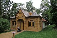 Nově postavená replika rybárny