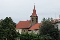 Románský kostel Narození Panny Marie