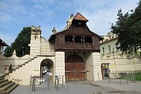 Hlavní vchod do parku