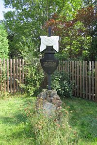 Pomník Viktorky Židové