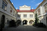 Choceň - na nádvoří zámku