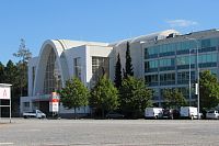 Už jsme zase u výstavní hala A z r. 1928 - právě v ní je Veletrh vědy a techniky