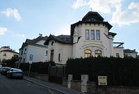 Roh Jiříkovského ulice a Údolní ulice