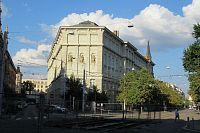 Na křižovatce Údolní a Marešovy ulice