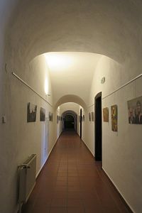 Chodby v přízemí hradu