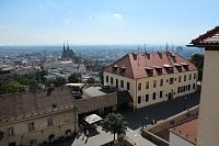 Výhledy z vyhlídkové plošiny - také na bistro
