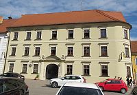 Městský úřad, Palackého nám.