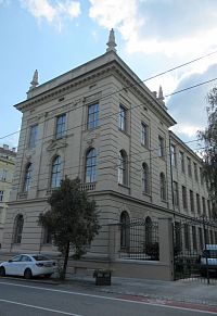 Kounicova ulice - budova průmyslové školy