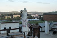 Občerstvení u sjezdovky a fotbalový stadion
