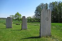 Vstiš - kamenné spirály