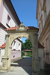 Renesanční portál bývalého městského domu