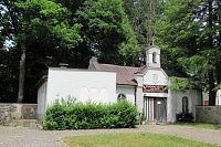 Hřbitovní  kaple křesťanského hřbitova