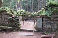 Prameny - zřícenina kaple Panny Marie