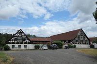 Bývalý velkostatek Manský dvůr