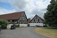 Bývalý velkostatek Manský dvůr